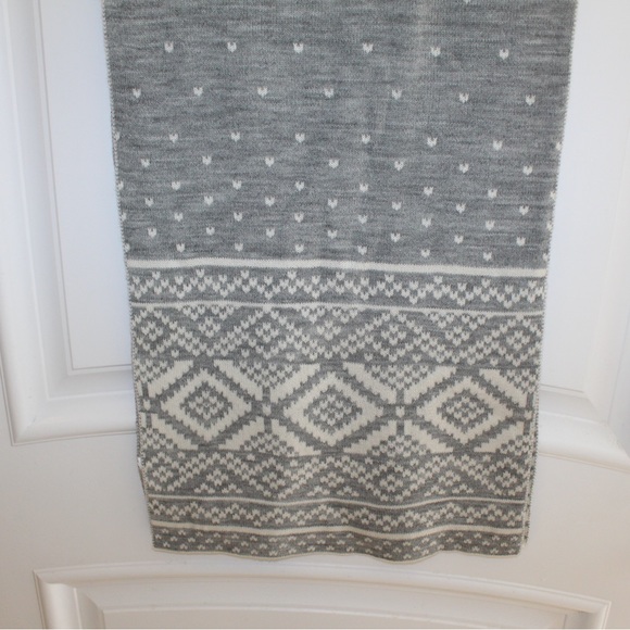 Gap fair isle scarf (NWT) - Picture 3 of 9